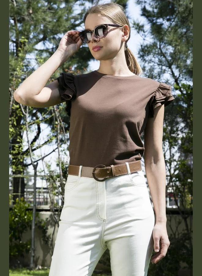 ليلا تيشيرت نسائي قطن ليلا بقصة ضيقة وياقة دائرية وأكمام مكشكشة